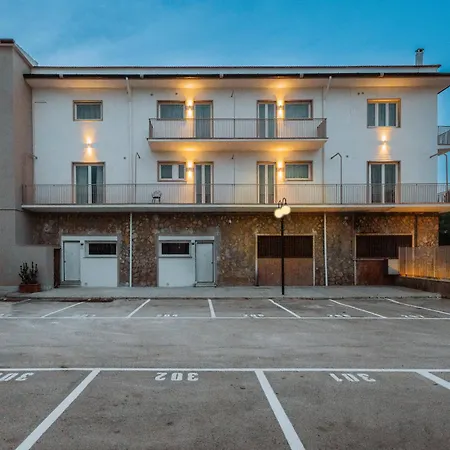 Nidi Hotel apartamentowy *