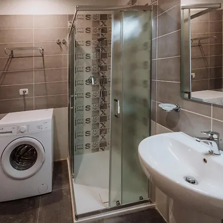 Nidi Hotel apartamentowy *